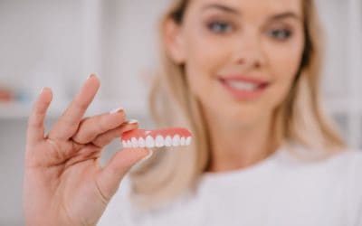 Comment manger avec une prothèse dentaire ?